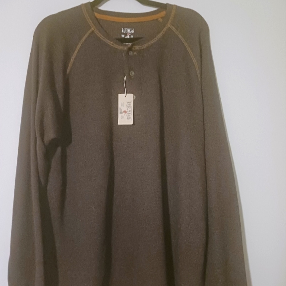 Men long-sleeved tee